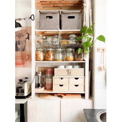 Mini Holzkastenhaus mit vier Schubladen