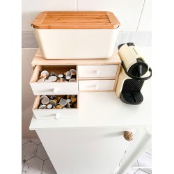 Mini Holzkastenhaus mit vier Schubladen
