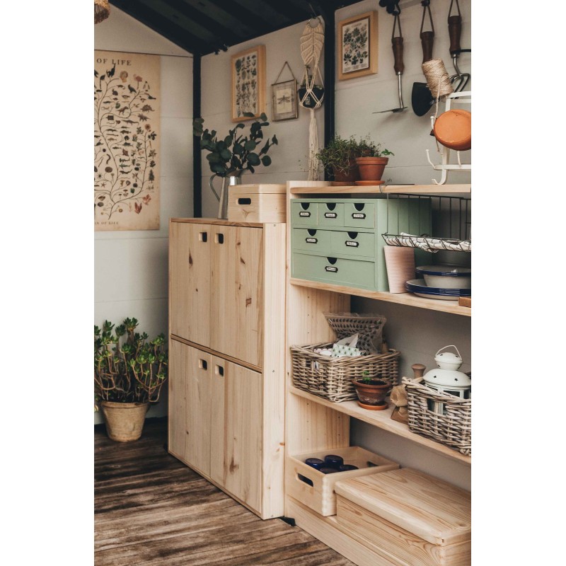 Mini Holzkastenhaus mit sechs Schubladen